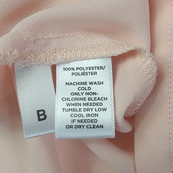 Loft Pink On/Off Shoulder Ruffle Blouse Black Trim Size Large Ann Taylor NWT - Picture 3 of 6